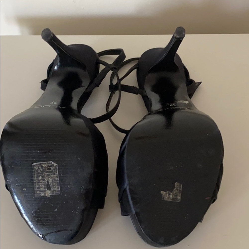 Shoes - Picture 5 of 5